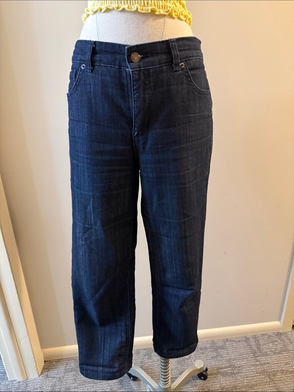 Jones New York Dark Blue Cropped Straight-Leg Jeans